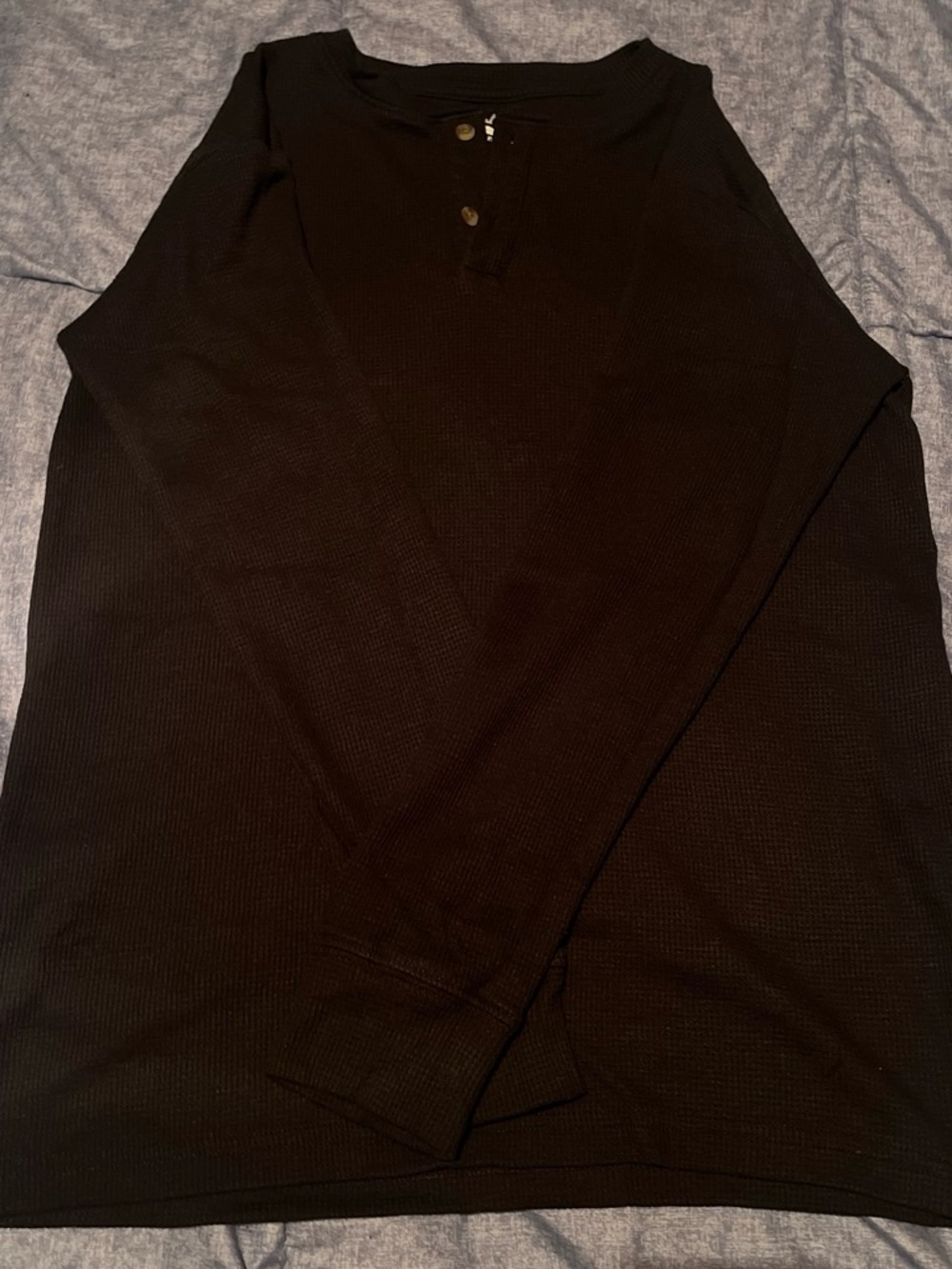 Place Men's Black Waffle-Knit Henley Crewneck Sweater